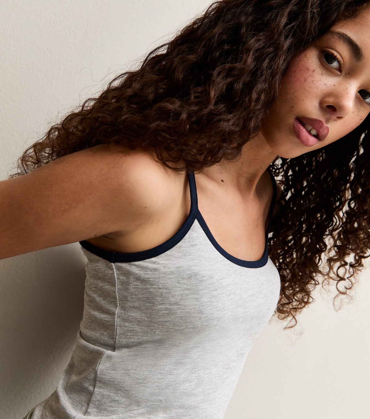 New Look Girls' Grey Jersey Scoop Neck Cami Top New Look - 2