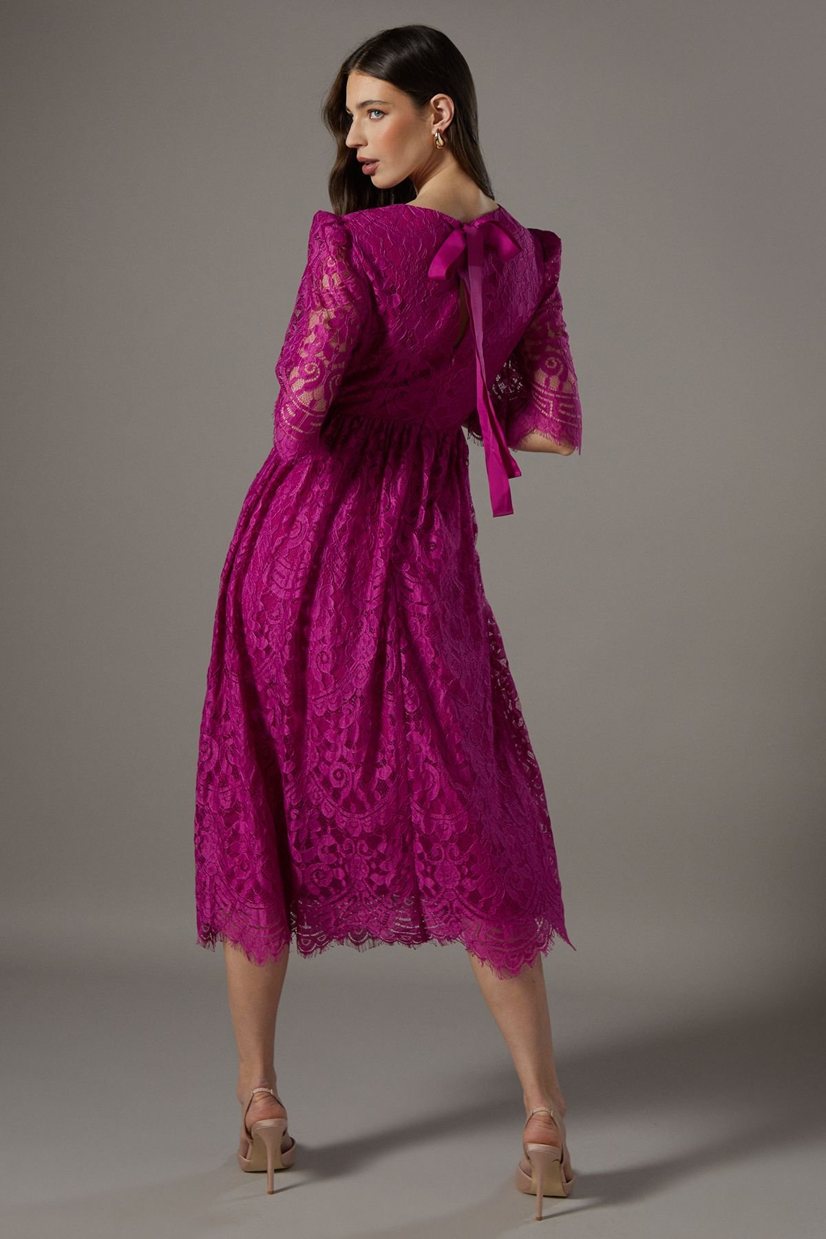 Coast Coast Women's Lace Short Sleeve Midi Dress in Magenta - 3