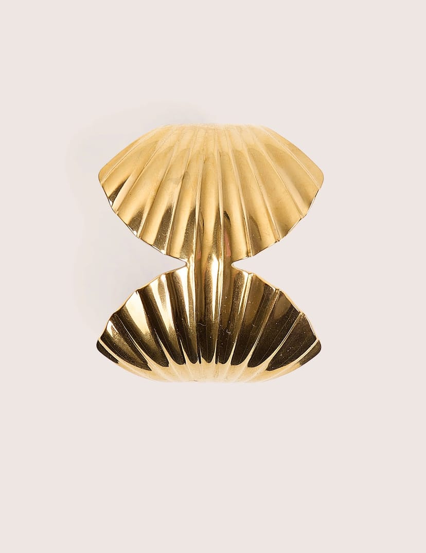 Public Desire Public Desire Shell Adjustable Cuff in Gold - 1