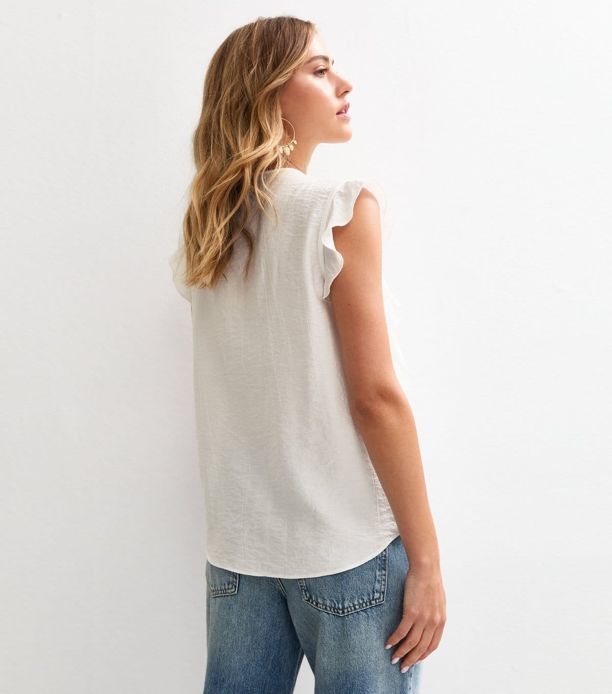 New Look Women's Off White Ruffle Front Tie Neck Top New Look - 4