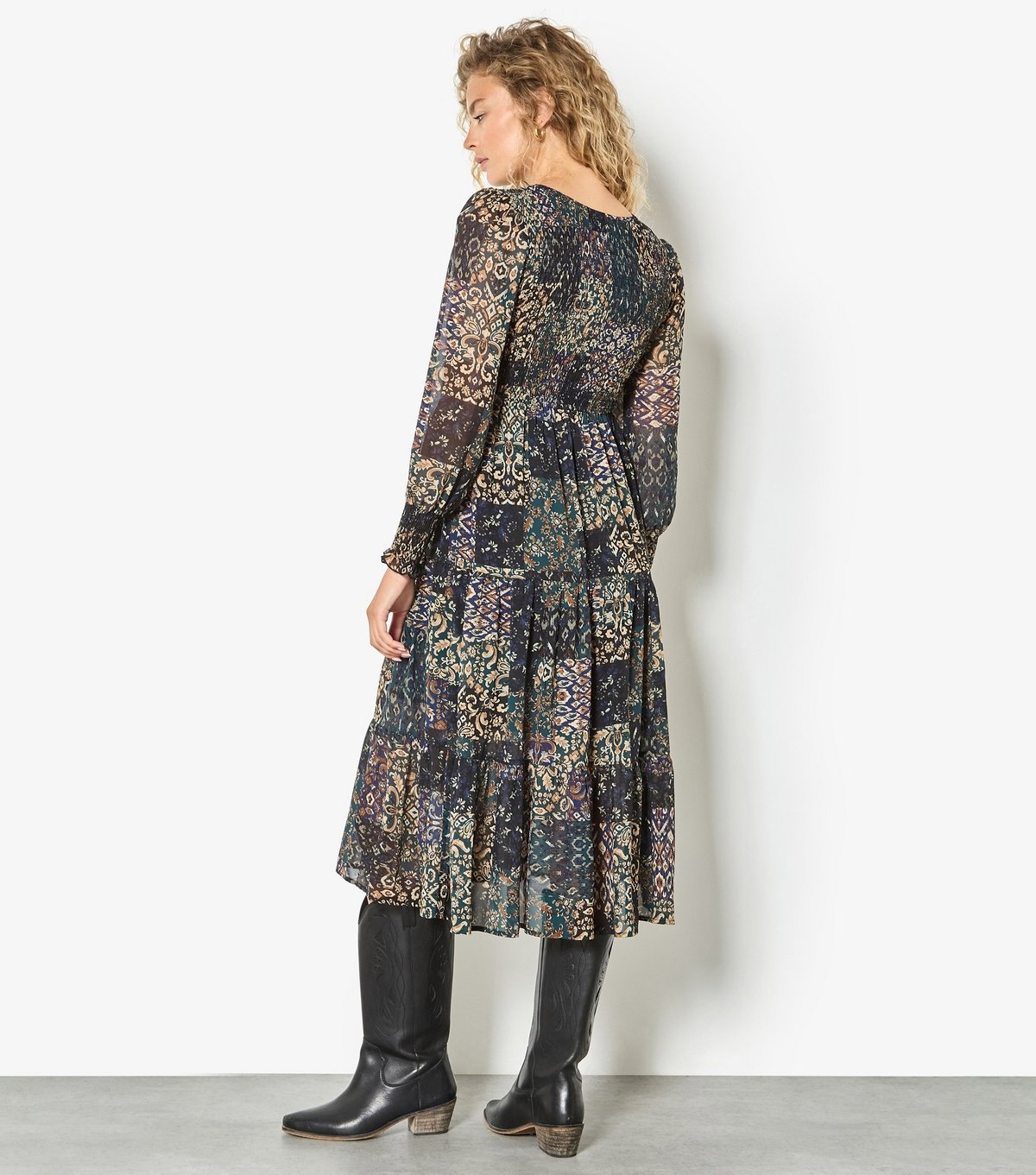 Apricot Women's Maternity Green Printed Midi Dress Apricot New Look - 3