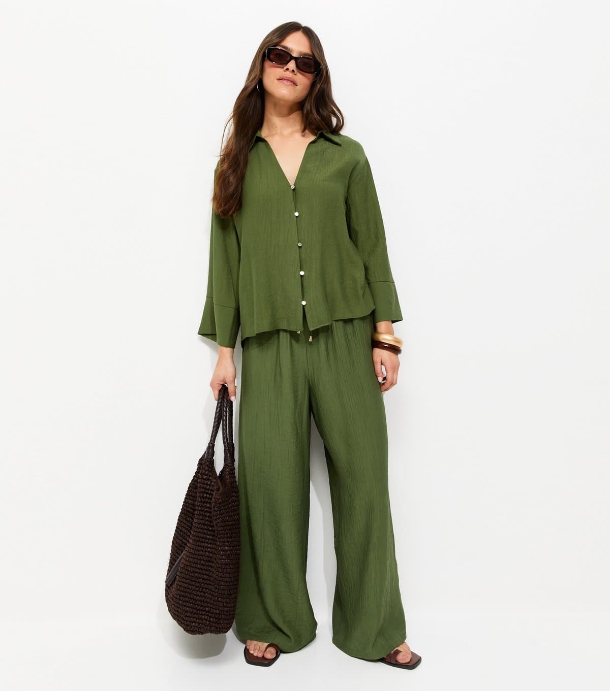 New Look Women's Petite Dark Khaki Crinkle Texture Wide Leg Trousers New Look