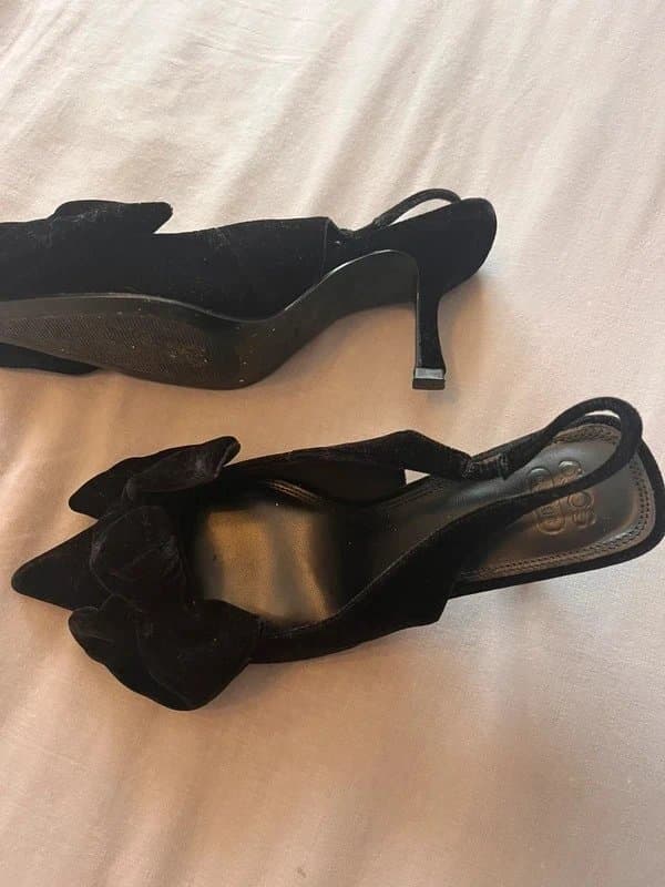 ASOS ASOS black velvet shoes size 4