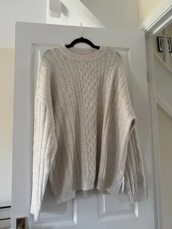 ASOS Design Men’s cable knit jumper