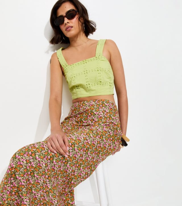 New Look Women's Green Floral Print Midi Skirt New Look - 3
