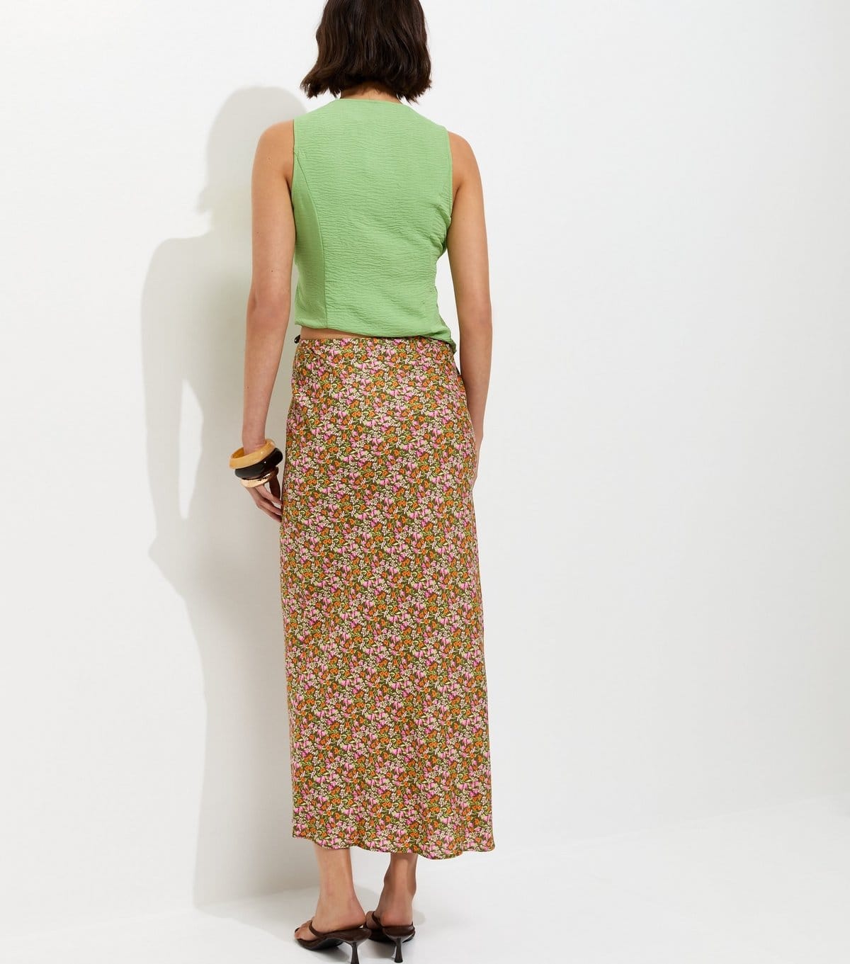 New Look Women's Green Floral Print Midi Skirt New Look - 4
