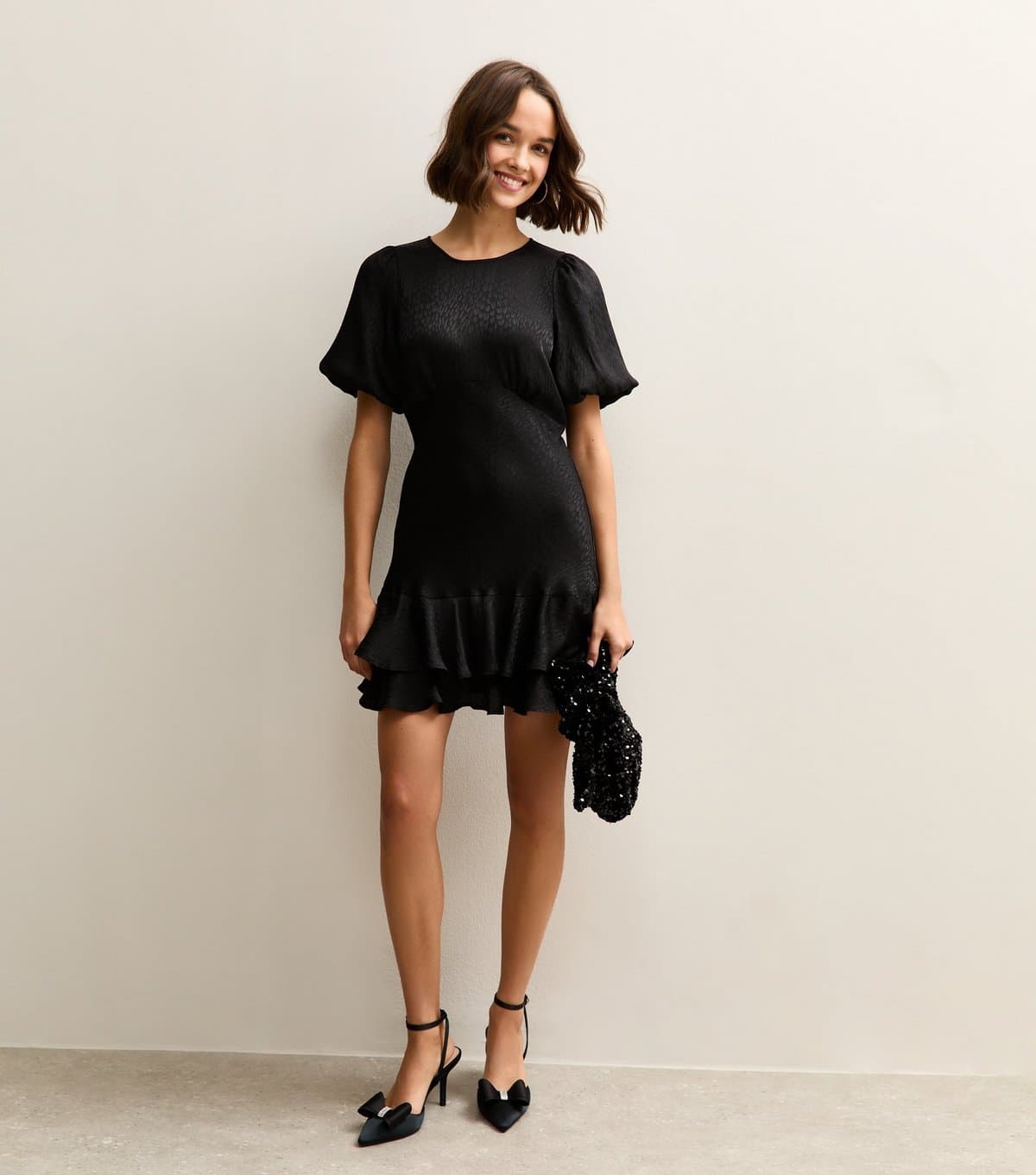 New Look Women's Black Jaquard Feather Pattern Mini Dress New Look