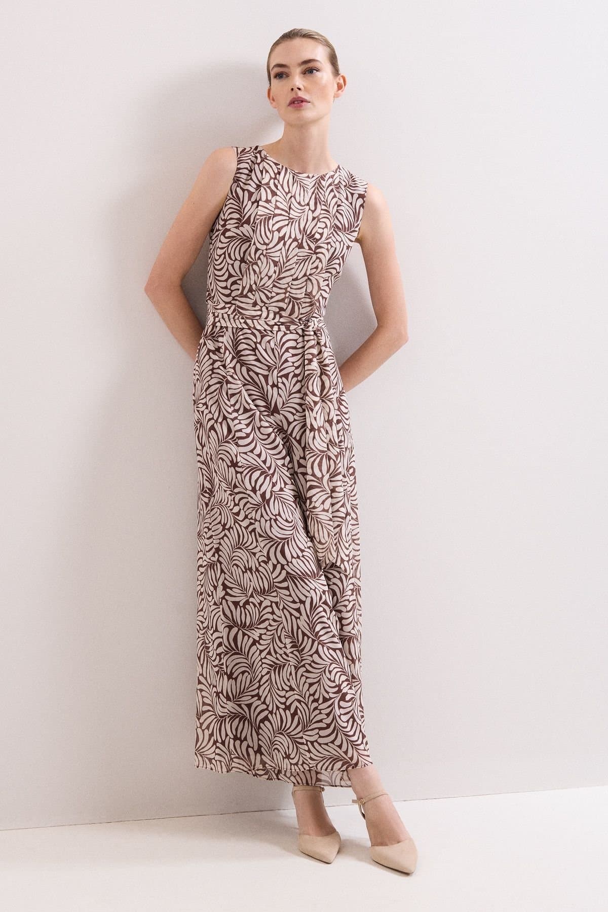 Phase Eight Phase Eight Women's Janine Leaf Sleeveless Jumpsuit in Chocolate