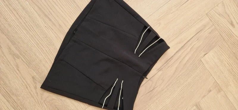 Bershka Mini black skirt with cut out silver rhinestone diamonds night out holiday zara Bershka
