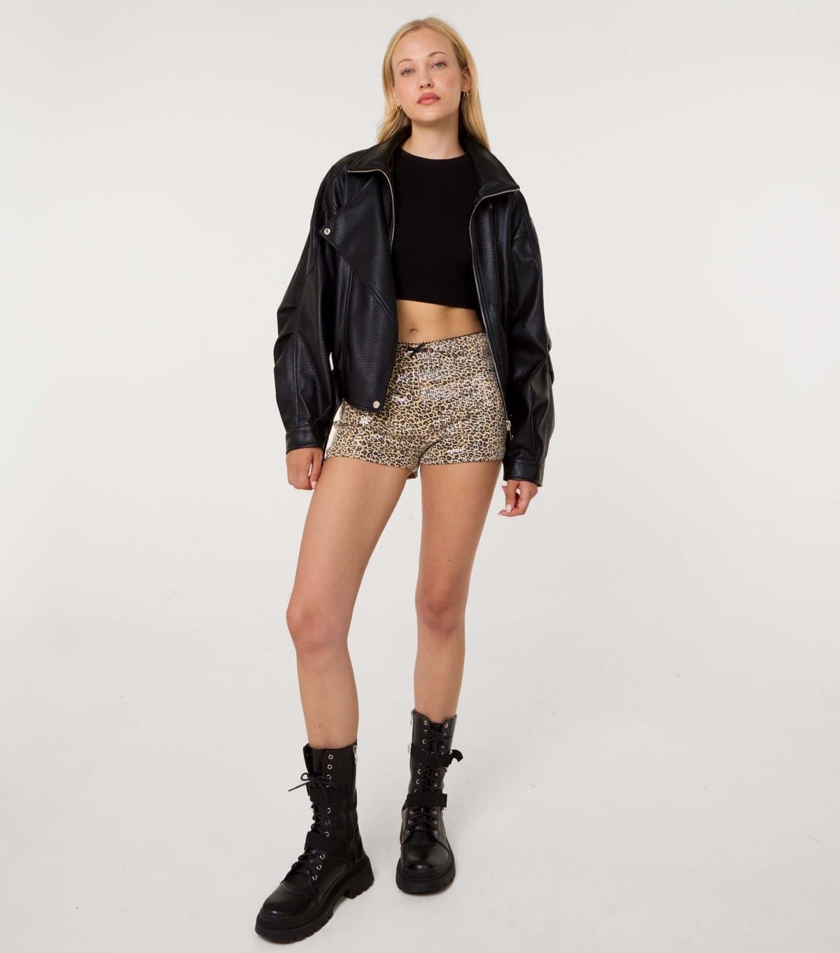 Pink Vanilla Women's Multicolour Leopard Sequin Hot Pants Pink Vanilla New Look