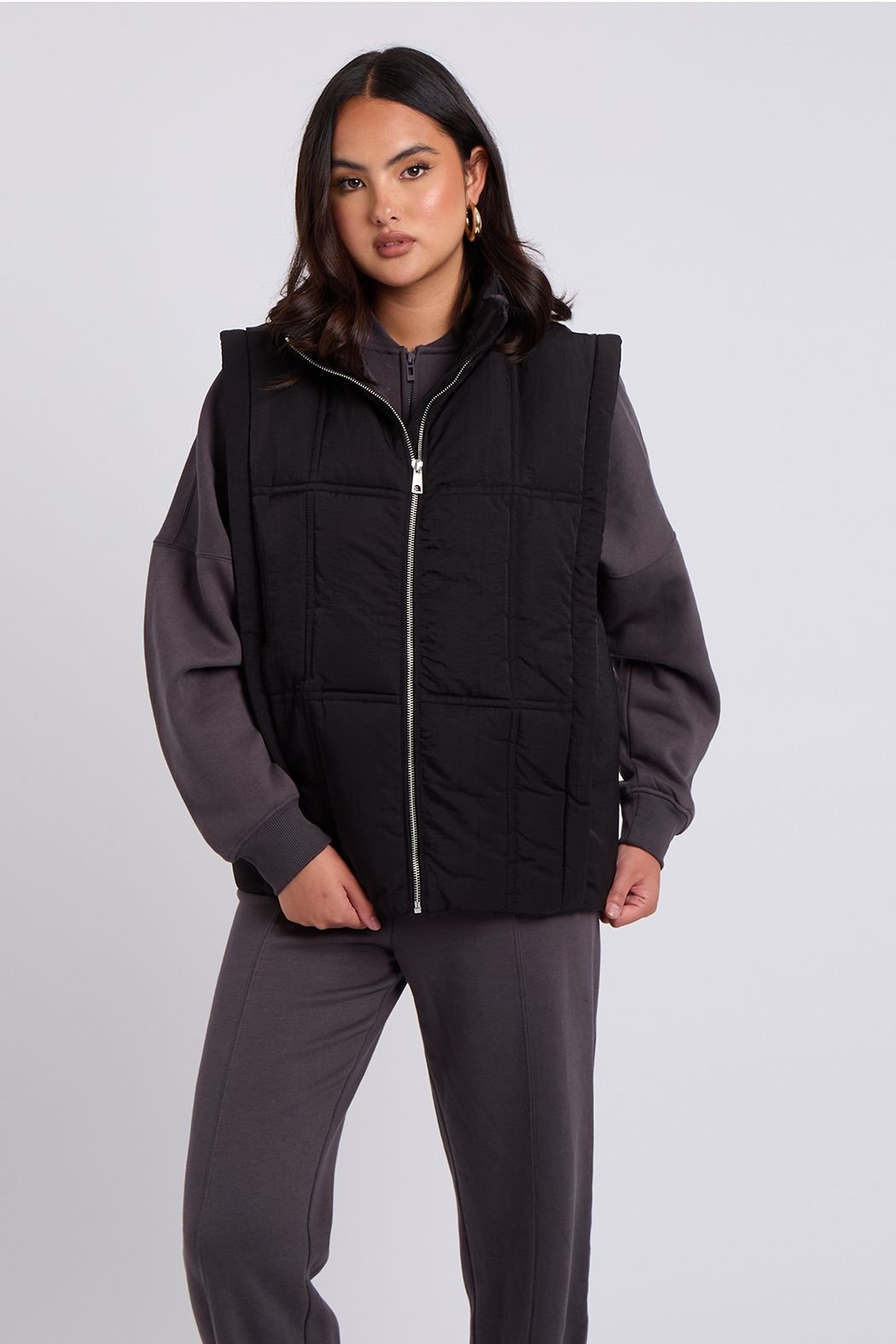 Urban Bliss Urban Bliss Women's Clean Padded Gilet in Black - 3