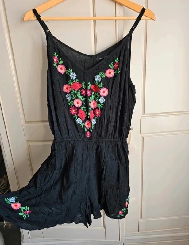New Look New look women's embroidered black straped sleeves summer playsuit size 12