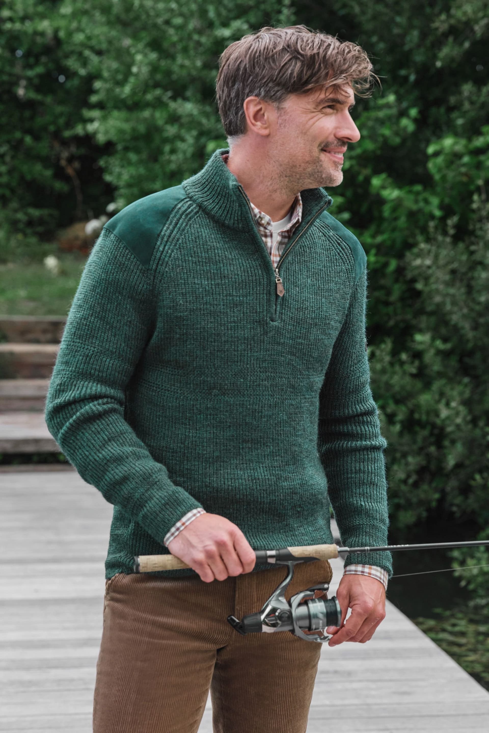 WoolOvers WoolOvers Men's Pure Wool Hill Walker Jumper in Green