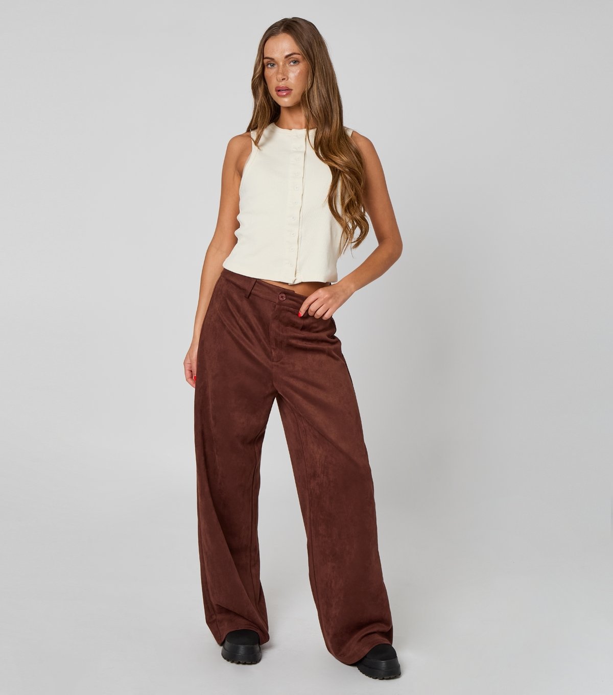Urban Bliss Women's Brown Faux Suede Wide Leg Trousers Urban Bliss New Look - 2