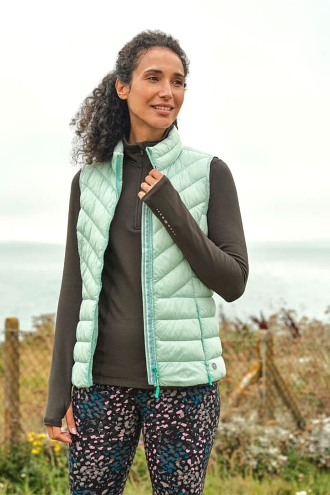 WoolOvers WoolOvers Women's Glen Puffer Gilet in Green