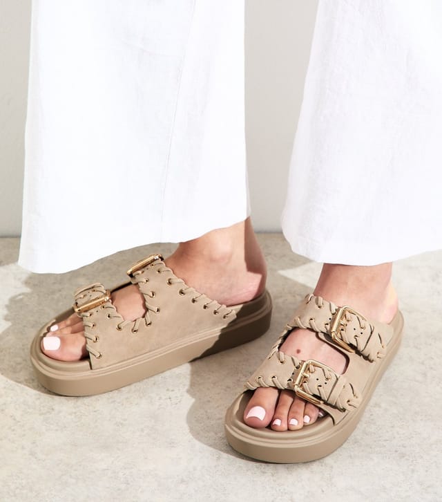 New Look Women's Camel Faux Suede Whipstitched Strap Flatform Sandals New Look - 2
