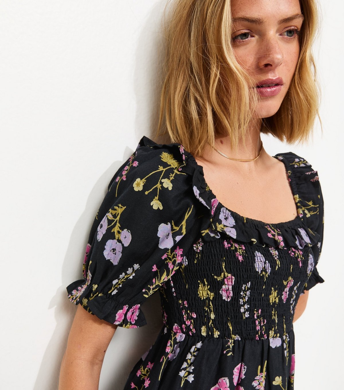 New Look Women's Black Short Sleeve Shirred Frill Mini Dress New Look - 2