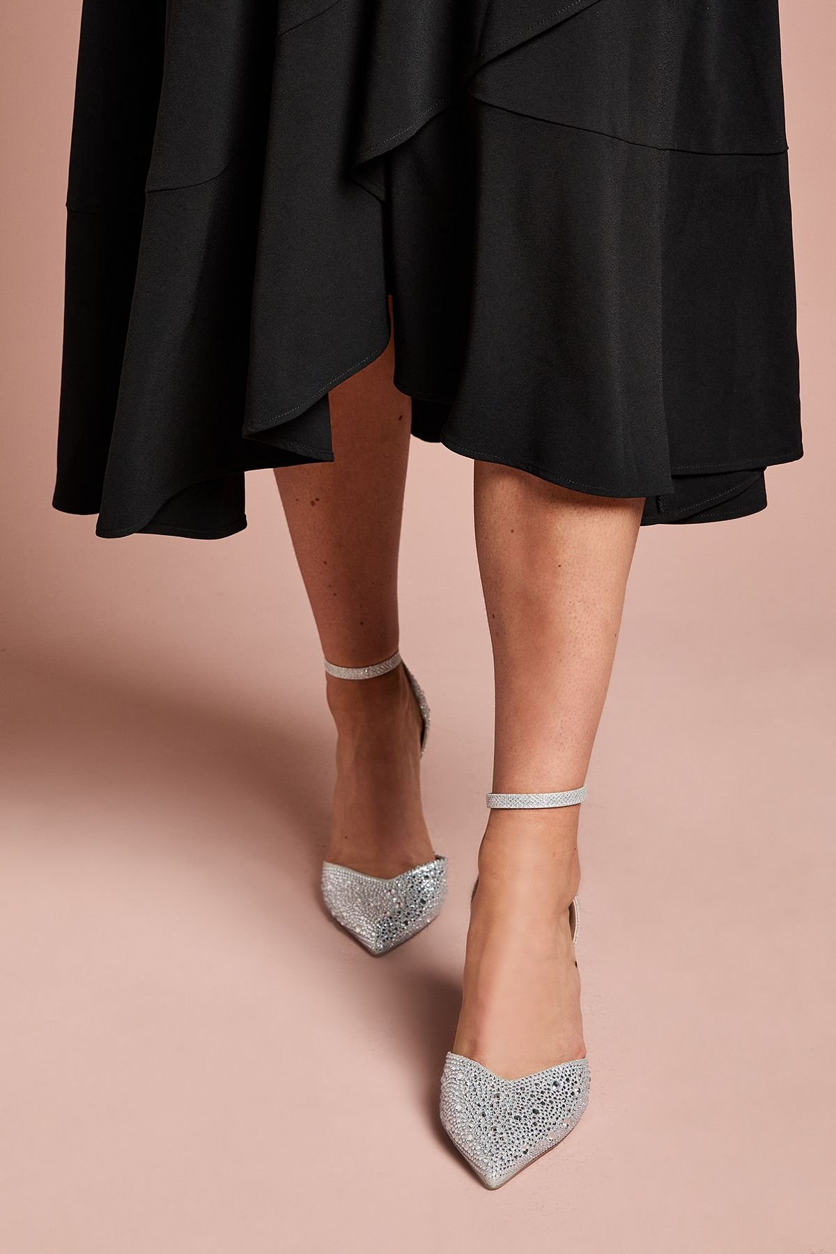 Coast Coast Women's Wide Fit Tanisha Diamante Ankle Strap High Stiletto Court Shoes in Silver - 3