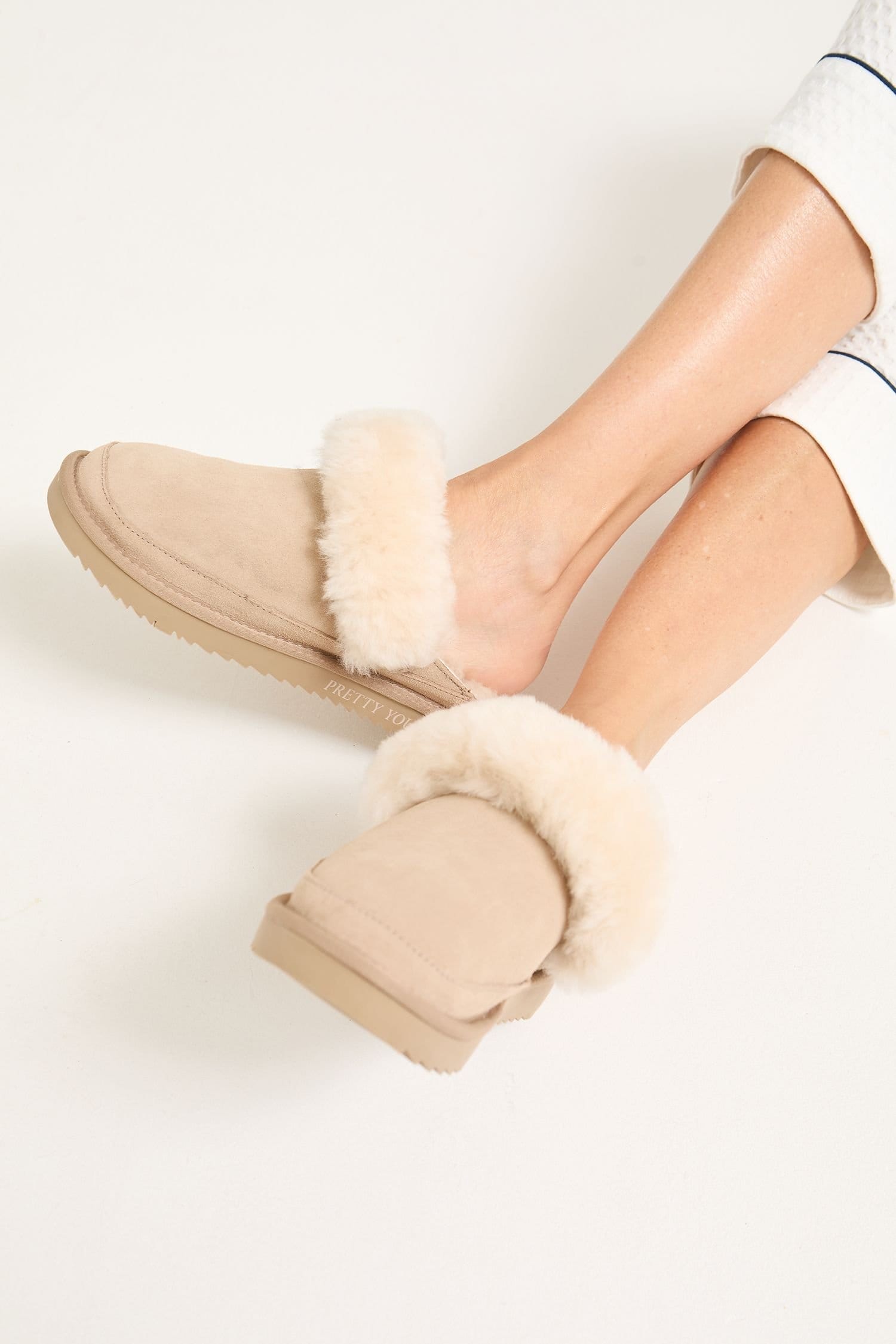 beige