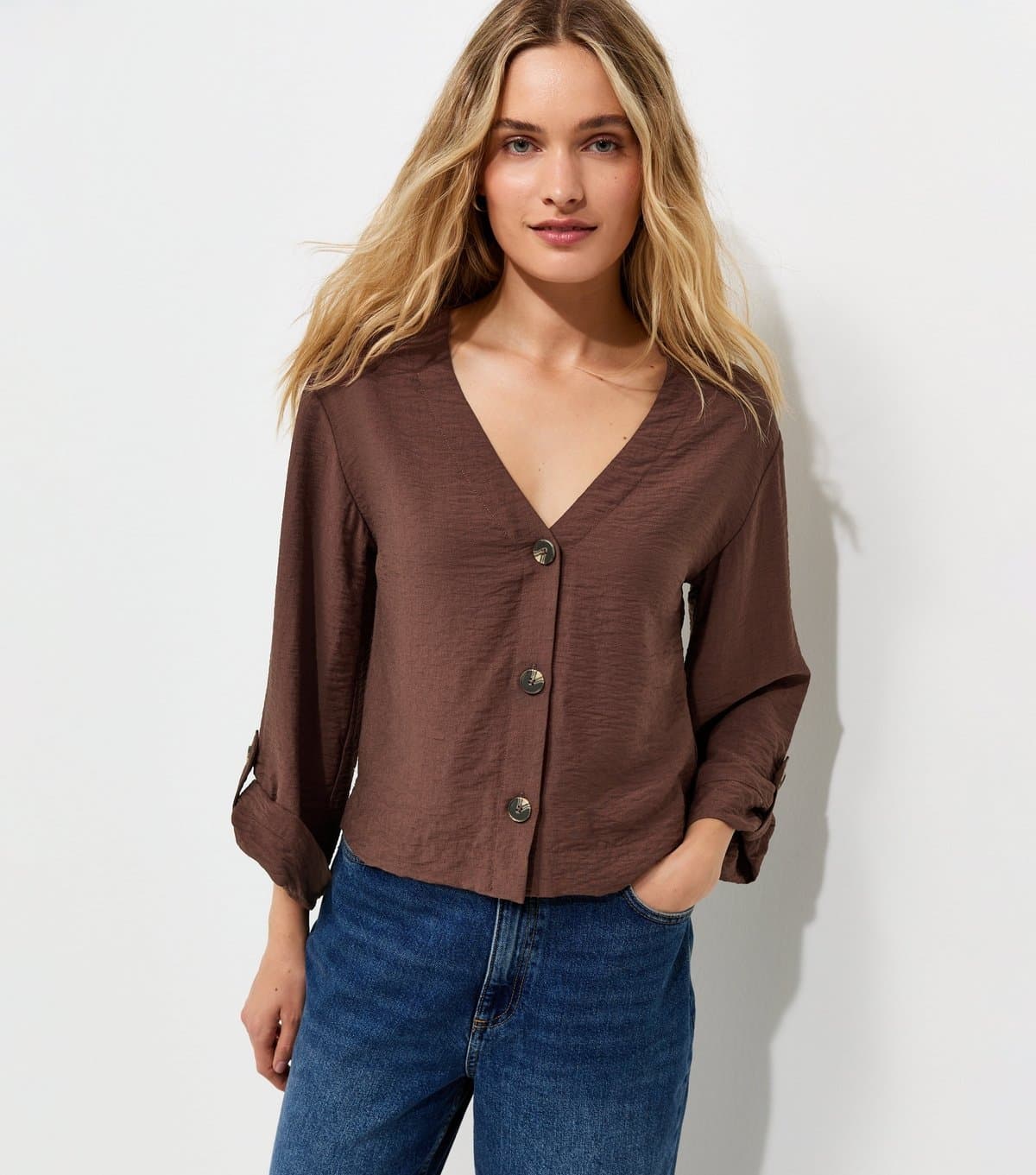 New Look Women's Dark Brown Crinkle Texture V-Neck Shirt New Look