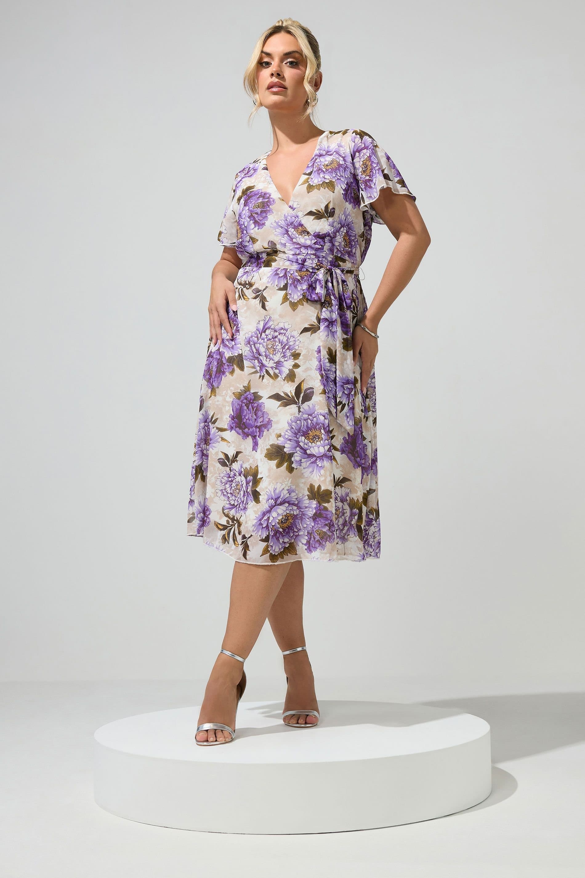 Yours Yours Women's Floral Wrap Dress in White