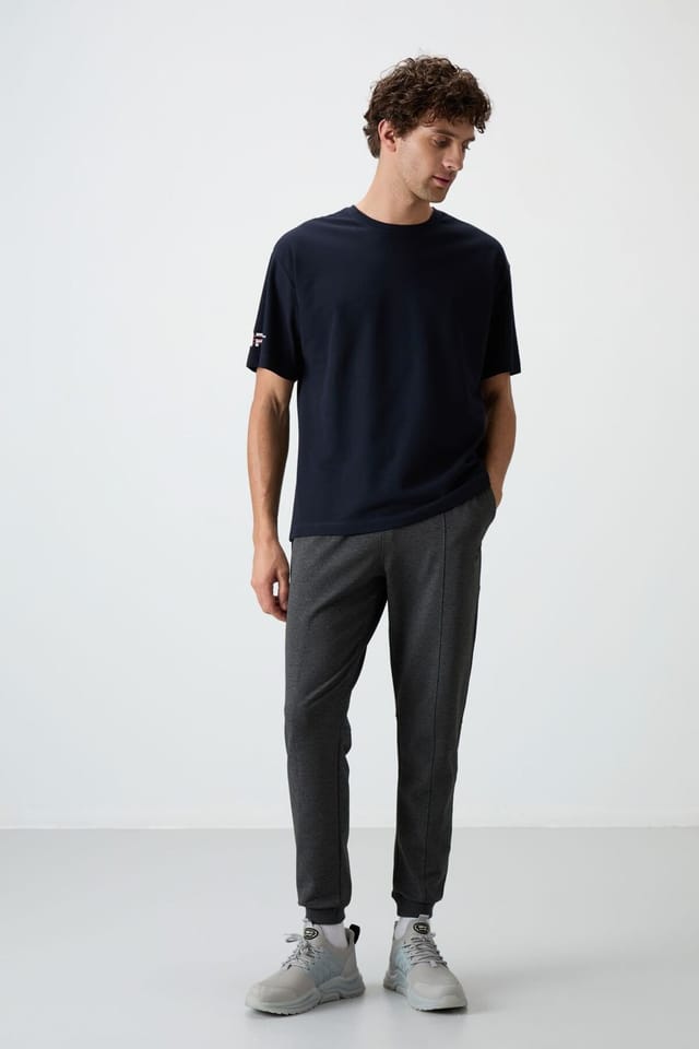 Tommy Life Tommy Life Men's Printed Oversized Crew Neck T-Shirt in Navy - 2