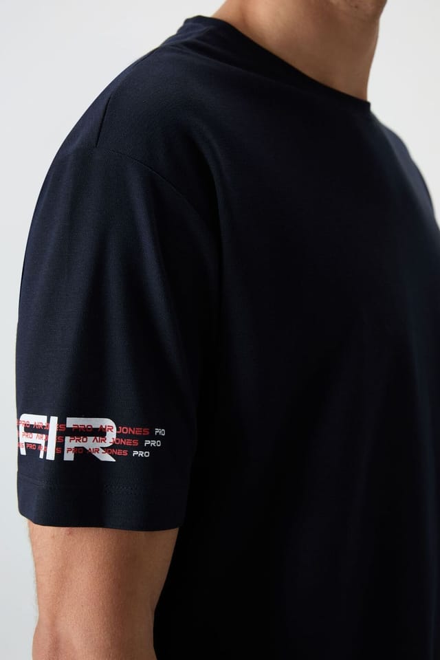 Tommy Life Tommy Life Men's Printed Oversized Crew Neck T-Shirt in Navy - 3