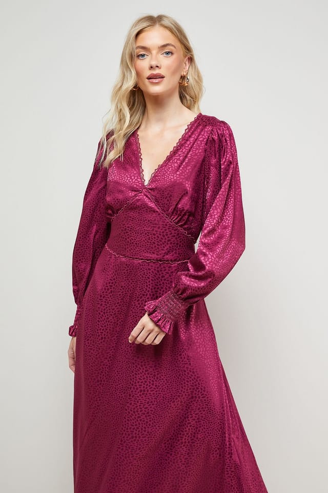 Oasis Oasis Women's Jacquard Satin Midi Dress in Berry - 2