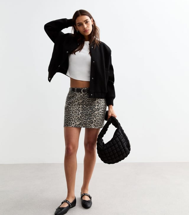 New Look Women's Brown Leopard Print Denim Mini Skirt New Look - 3