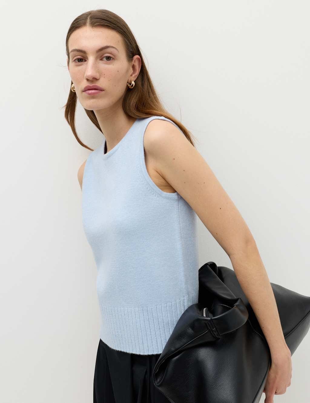 Marks & Spencer M&S Air-Yarn Crew Neck Knitted Vest Faded Blue - 1