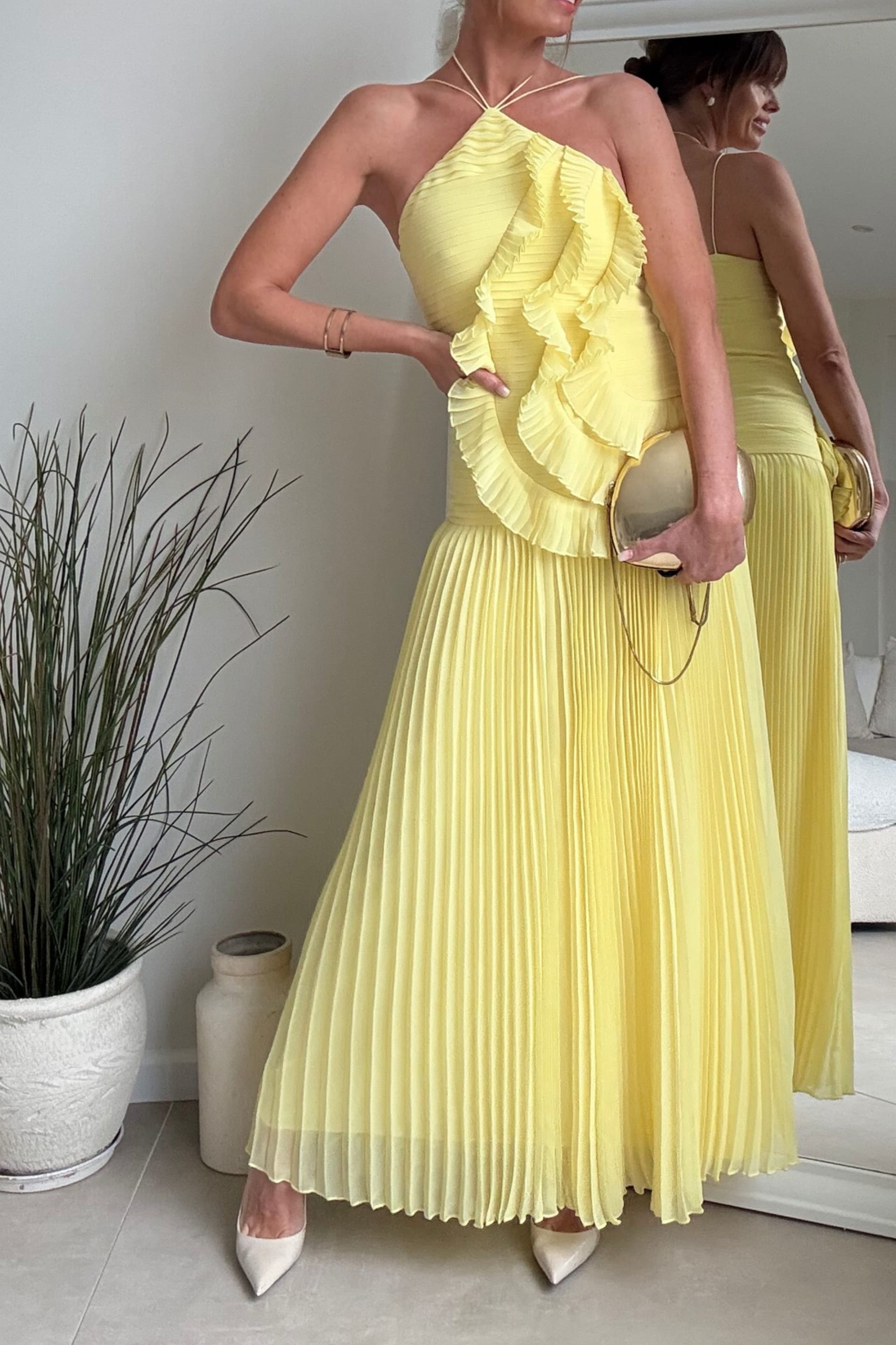 Style Cheat Style Cheat Women's Yellow Pleated Halter Maxi Dress - 4