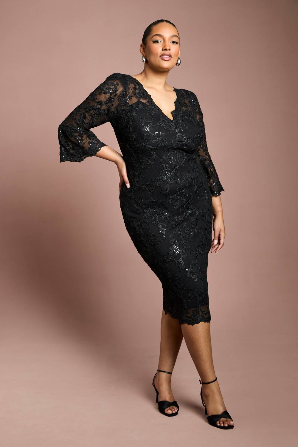 Coast Coast Women's Plus Size Sequin Bodycon Midi Dress in Black - 2