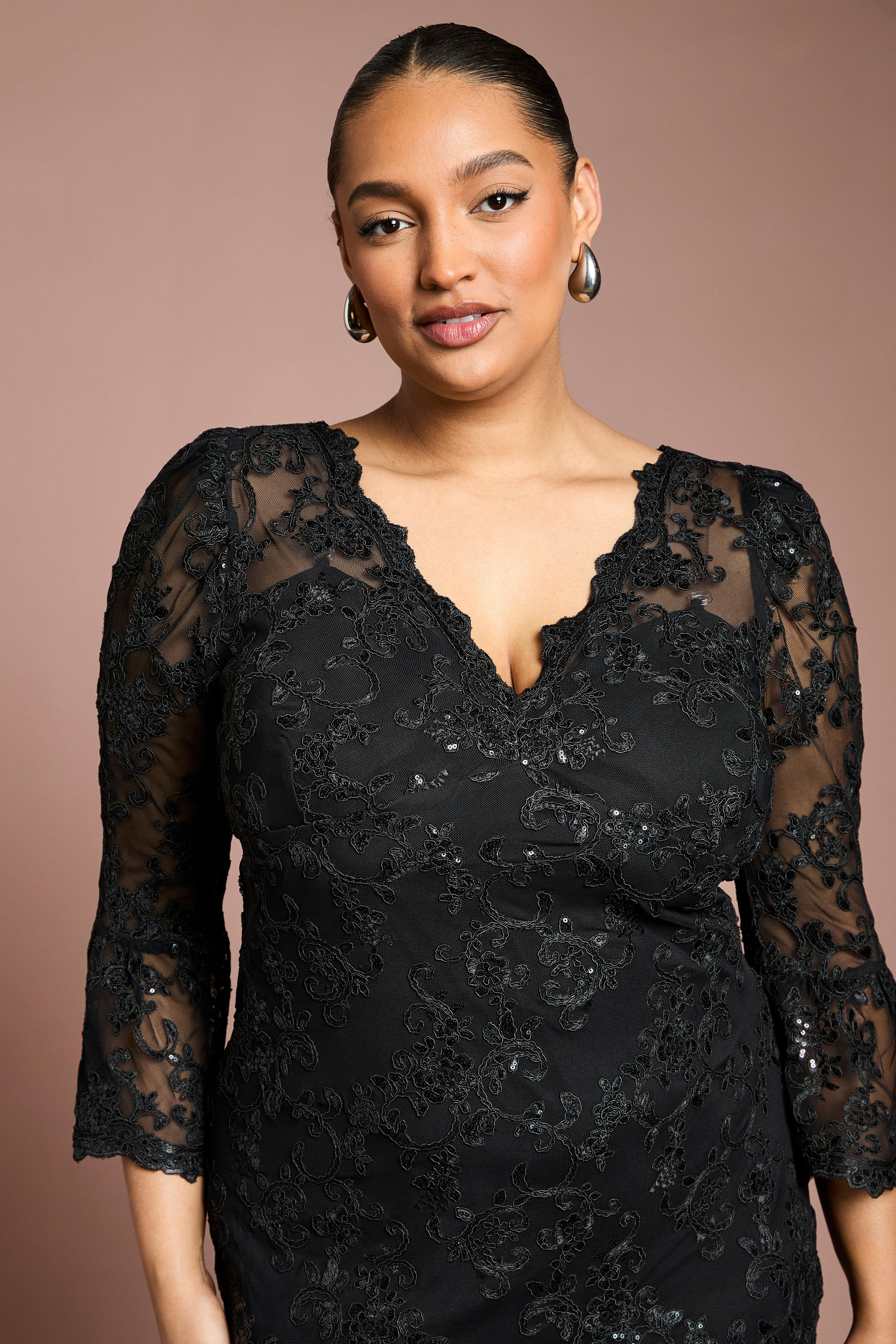 Coast Coast Women's Plus Size Sequin Bodycon Midi Dress in Black - 4