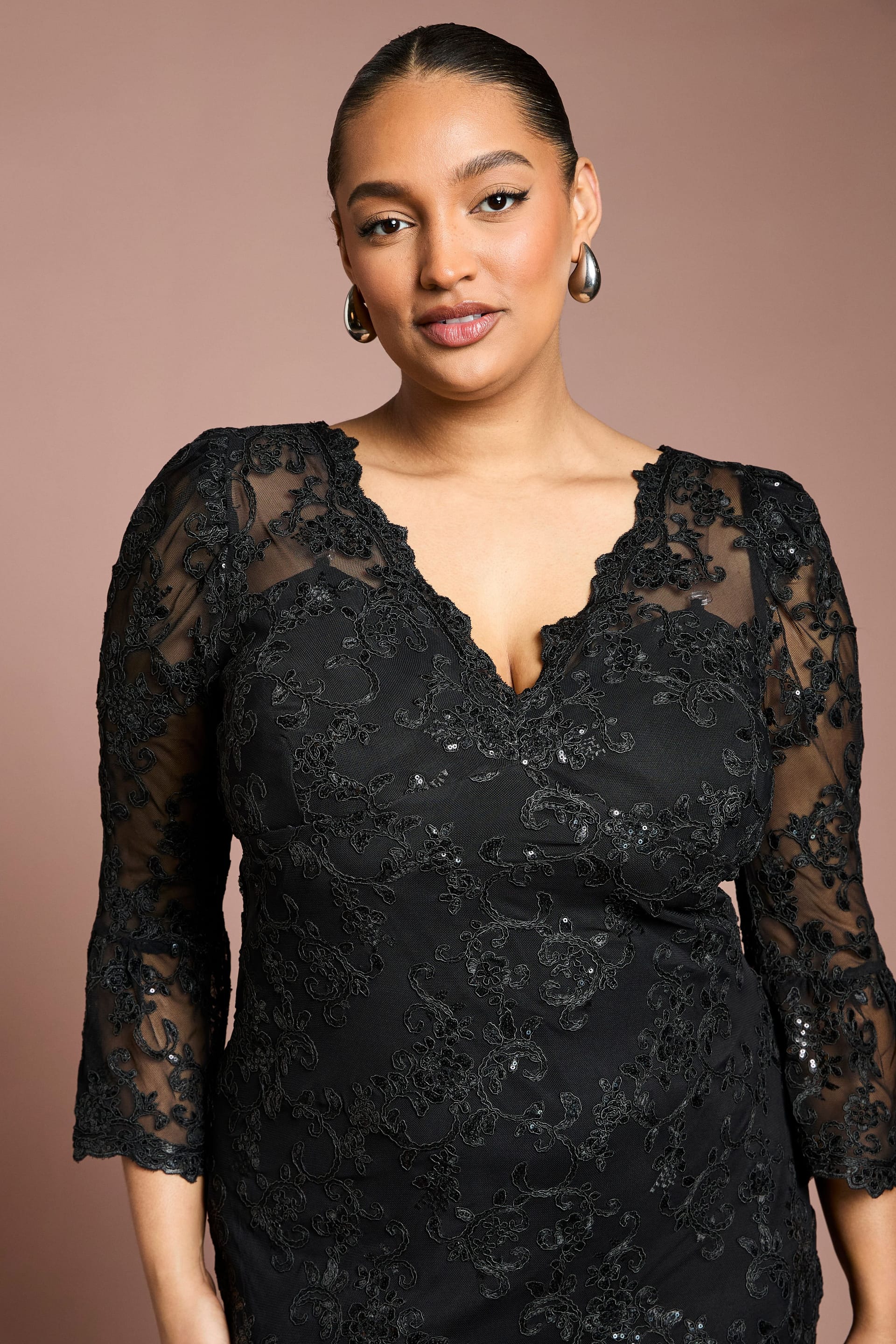 Coast Coast Women's Plus Size Sequin Bodycon Midi Dress in Black - 4