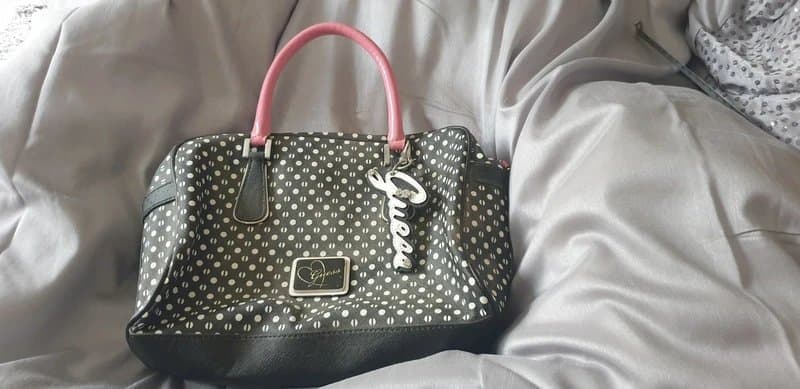 GUESS Guess pink and black Elara woman's polka dot bowling bag