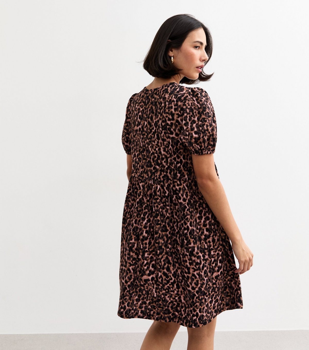 New Look Women's Brown Crinkled Leopard Print Tie Front Mini Dress New Look - 4