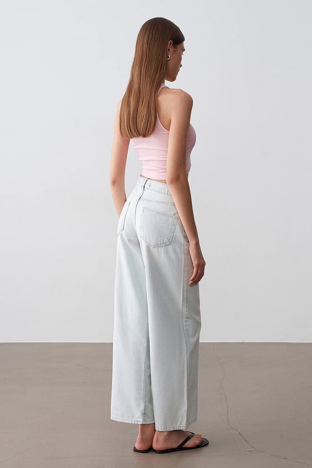 Dilvin Dilvin Women's Low-Waist Wide-Leg Cotton Denim Jeans in Light Blue - 2