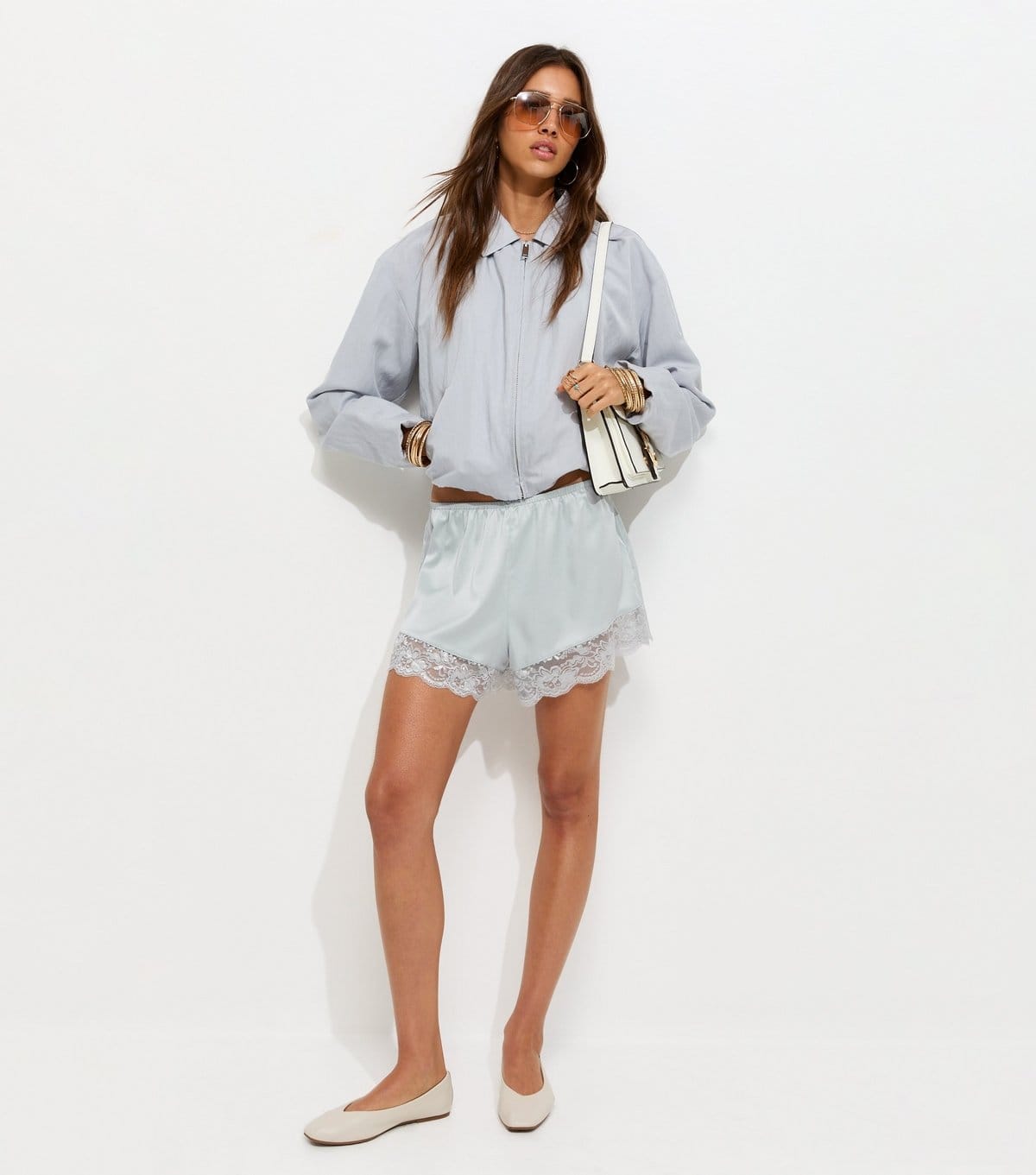 New Look Women's Light Blue Lace Trimmed Satin Shorts New Look - 4