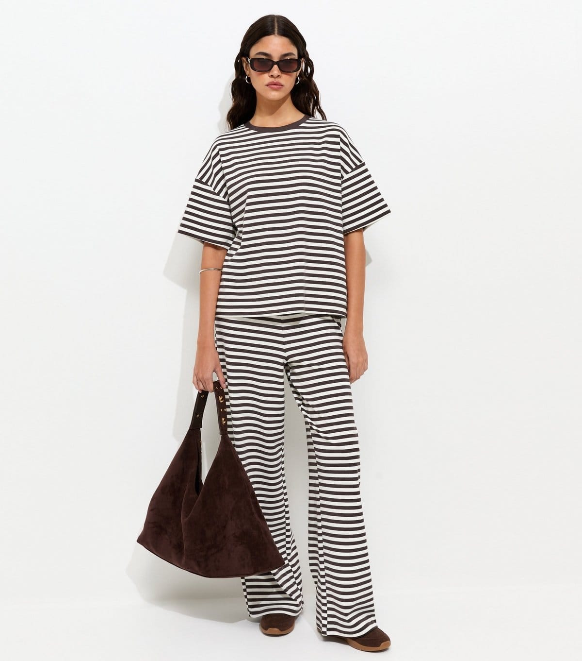 New Look Women's Brown Cotton Rich Striped Oversized Boxy T-Shirt New Look - 4