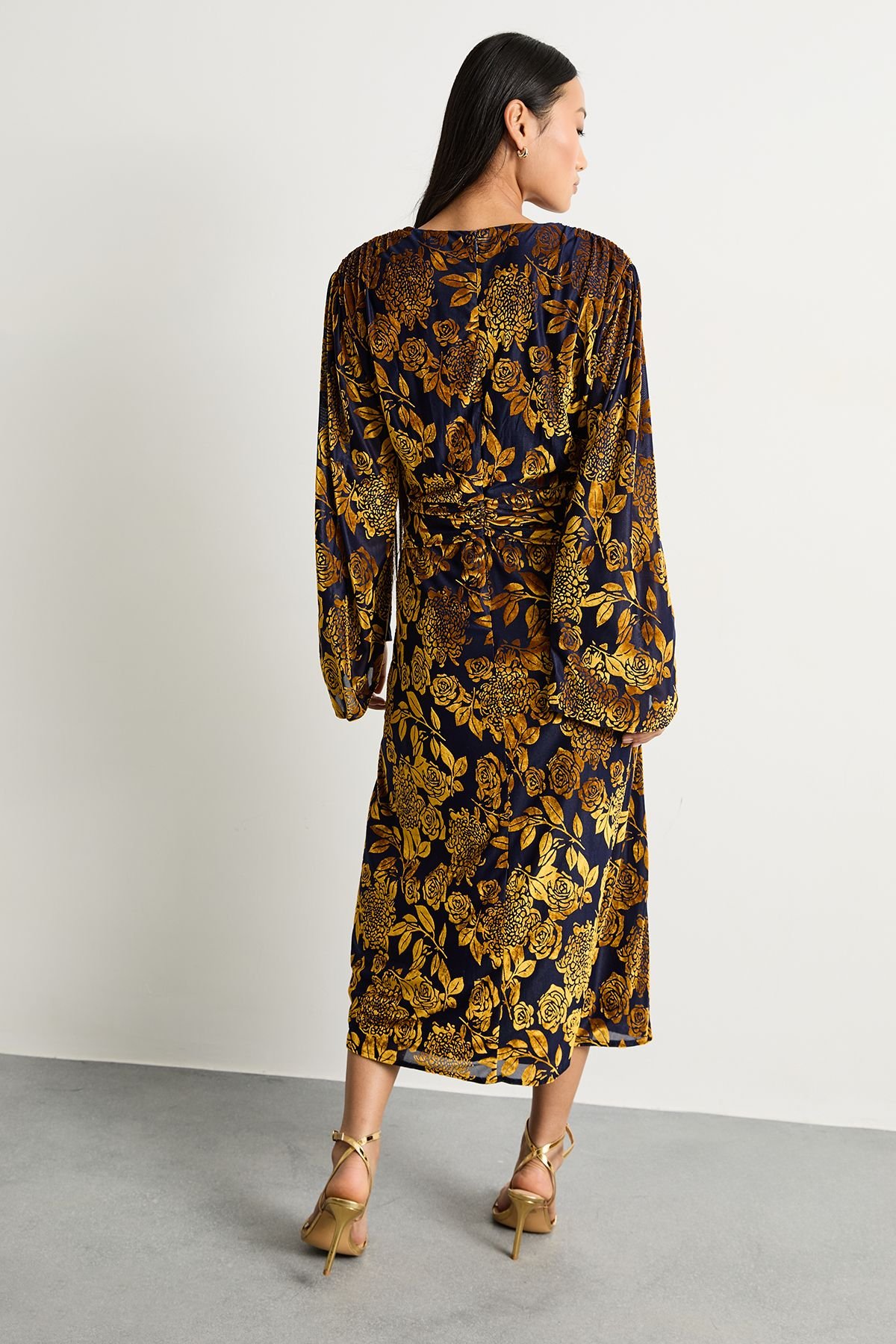 Warehouse Warehouse Women's Petite Devore Plunge Neck Knot Waist Balloon Sleeve Midi Dress in Navy - 3