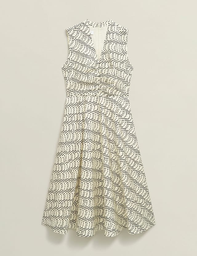 Hobbs London Hobbs London Women's Ruthie V-Neck Fit-Flare Dress in Cream - 2