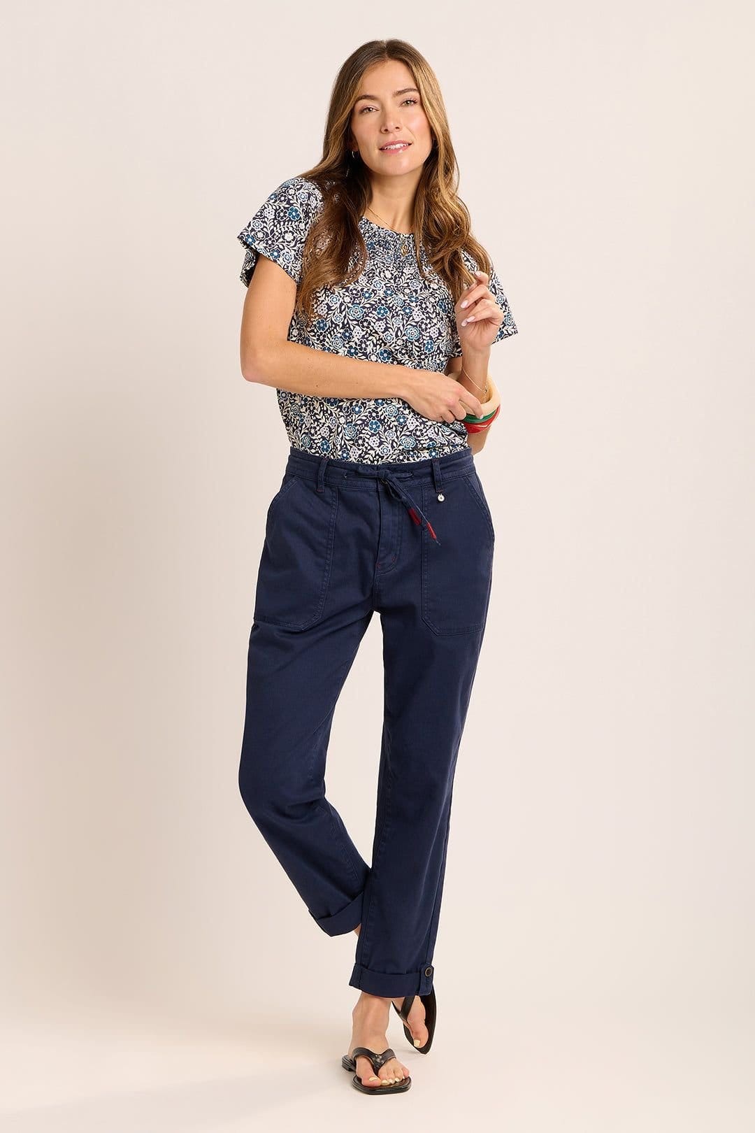 Brakeburn Brakeburn Women's BLAKE TURN UP TROUSERS in Navy - 4