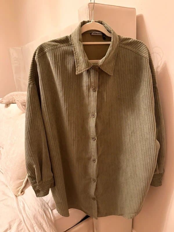 ASOS Design ASOS design khaki velvet shirt