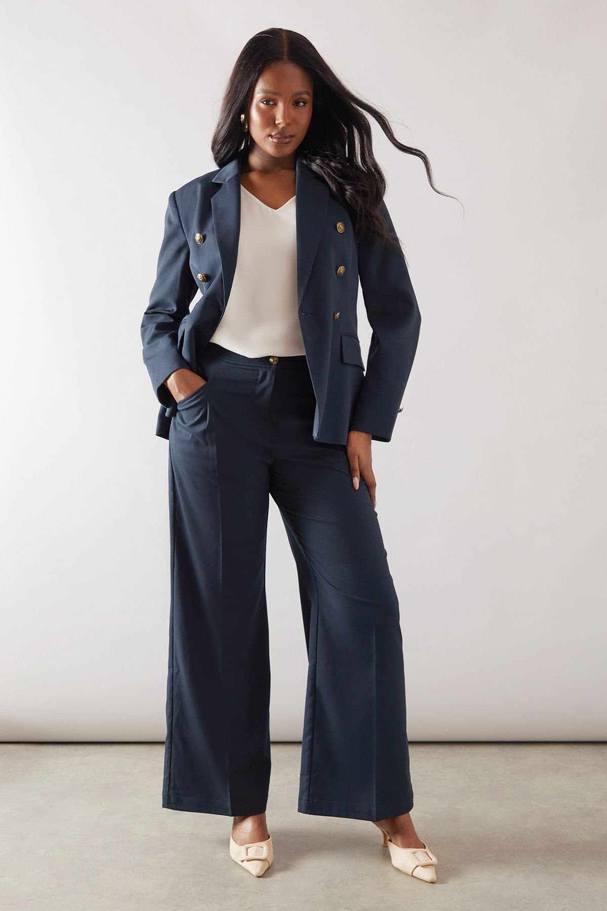 Wallis Wallis Women's Wide Leg Pleat Detail Trouser in Navy