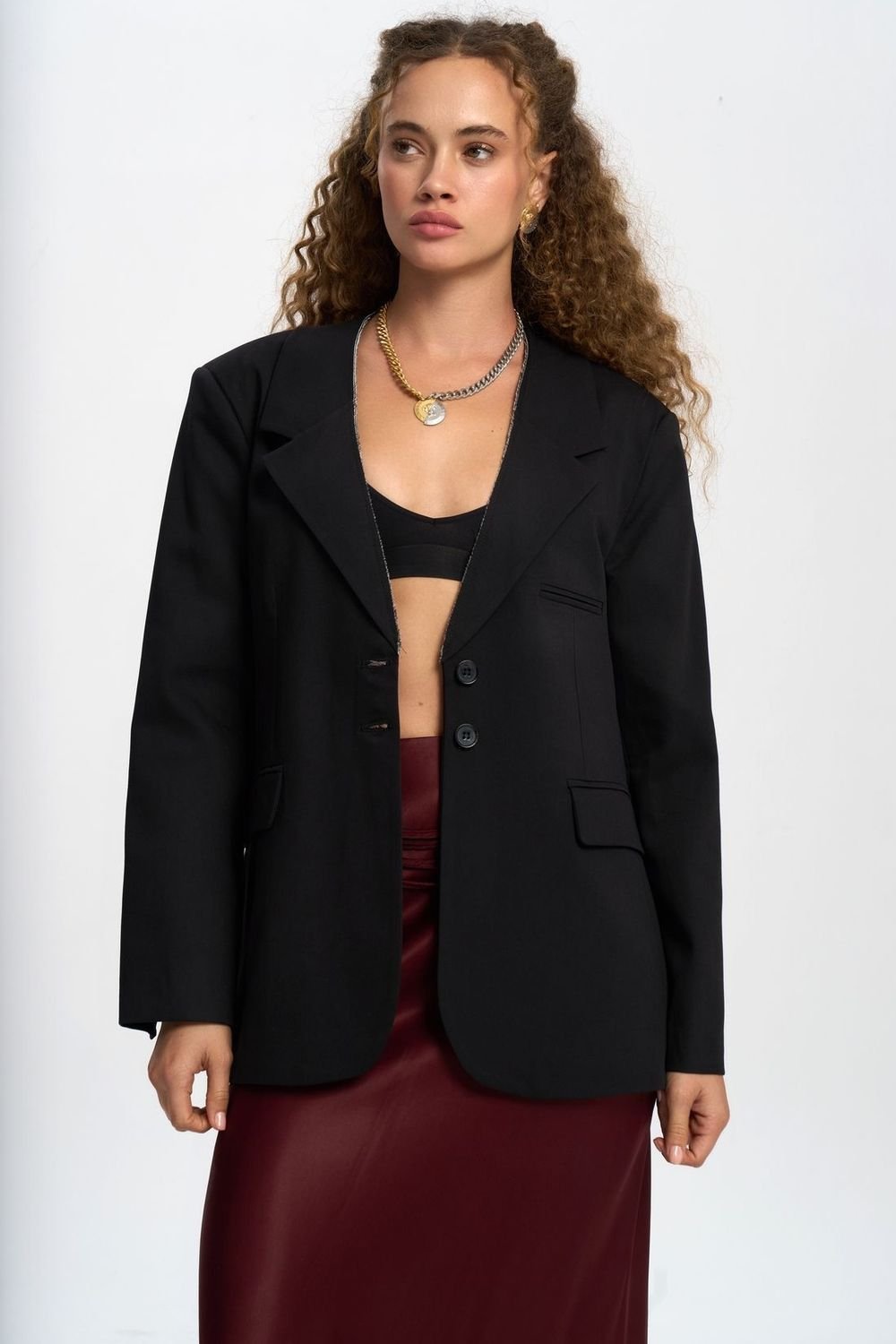 MAI STUDIOS CO. MAI STUDIOS CO. Women's Volda Blazer in Black - 2