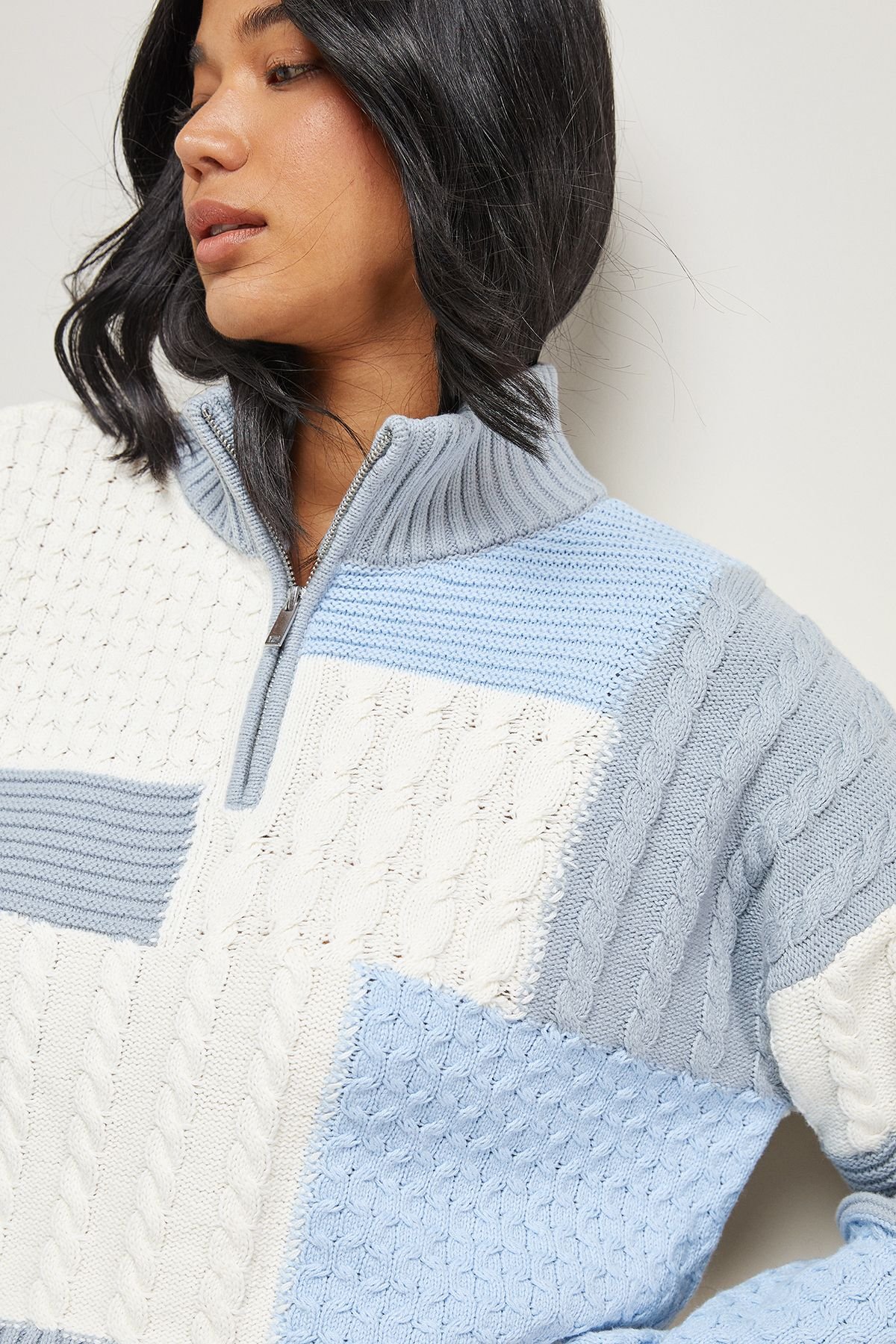 Warehouse Warehouse Women's Patchwork Crop Cable Jumper in Neutral - 4