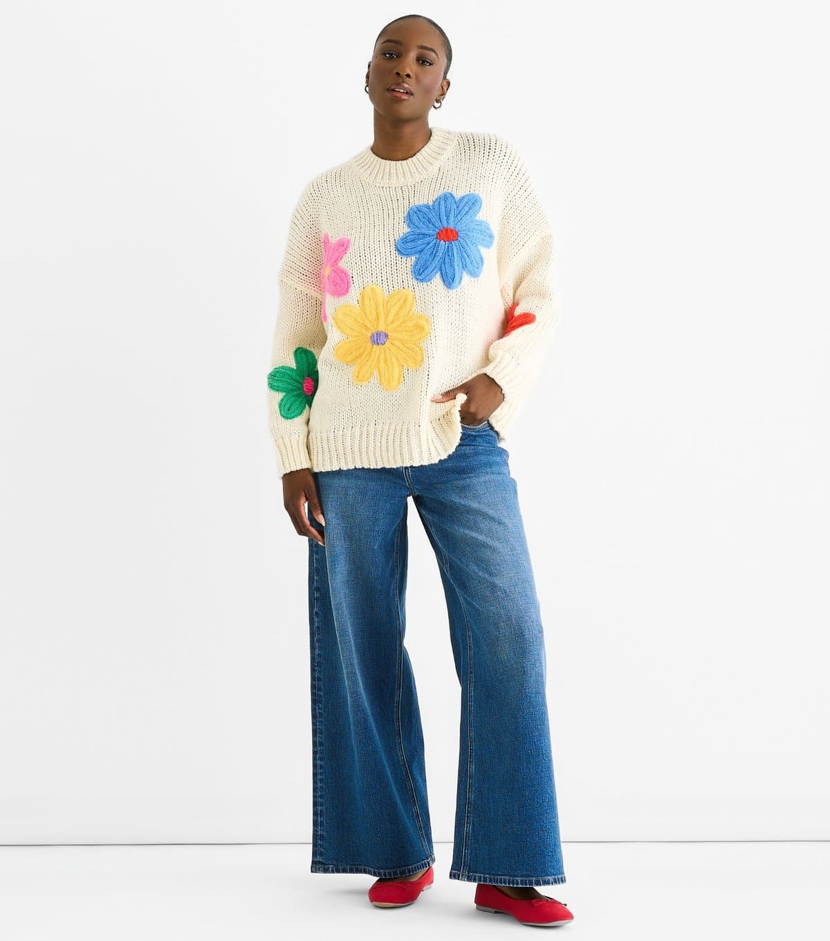 Gini London Women's Cream Contrast Floral Applique Jumper Gini London New Look