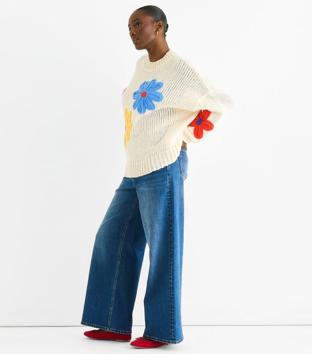 Gini London Women's Cream Contrast Floral Applique Jumper Gini London New Look - 3