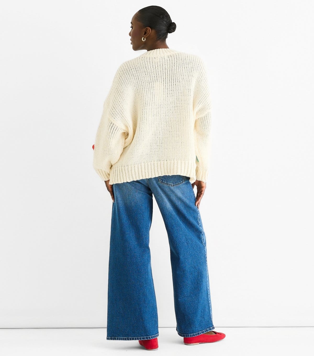 Gini London Women's Cream Contrast Floral Applique Jumper Gini London New Look - 4