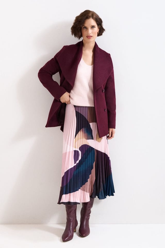 Phase Eight Phase Eight Women's Nicci Long Sleeve Short Coat in Wine - 3